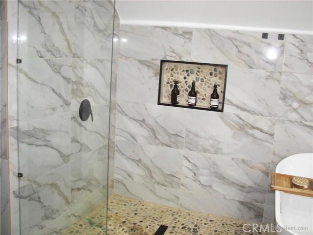 759 Bergschrund Dr Cabin