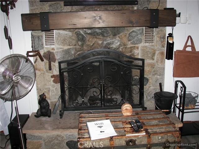 759 Bergschrund Dr Cabin